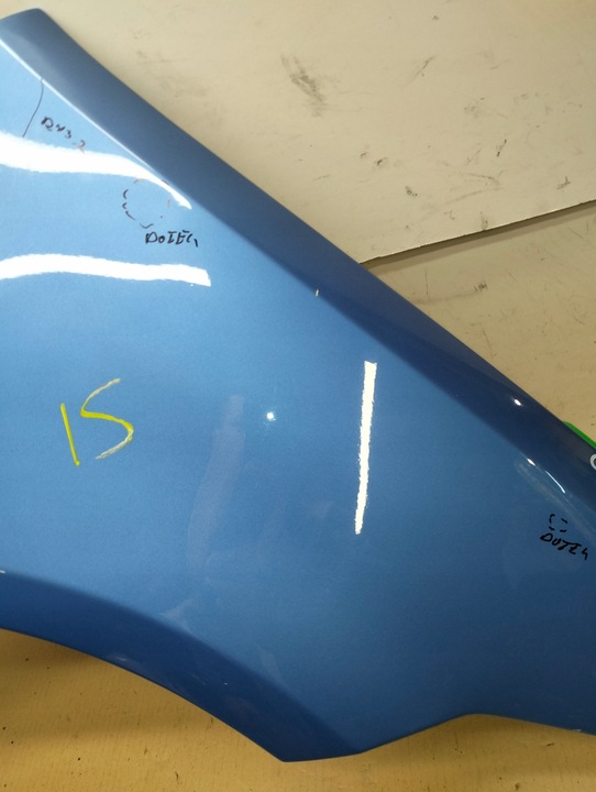 фото №3, Крило праві перед ford c-max mk1 рестайлінг роки 07-10 колір q8