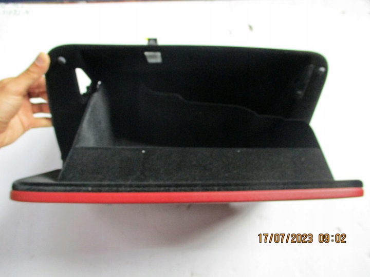 фото №2, Бардачок консоли alfa romeo stelvio