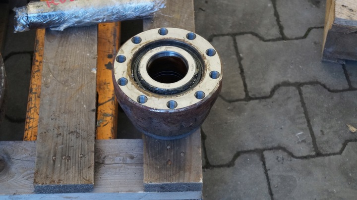 фото №3, Ступиця renault midlum 19,5" 8 шпильок