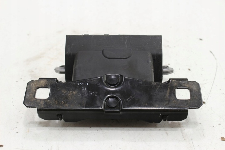 фото №8, Замок крышки зад 31335045 volvo s60 ii