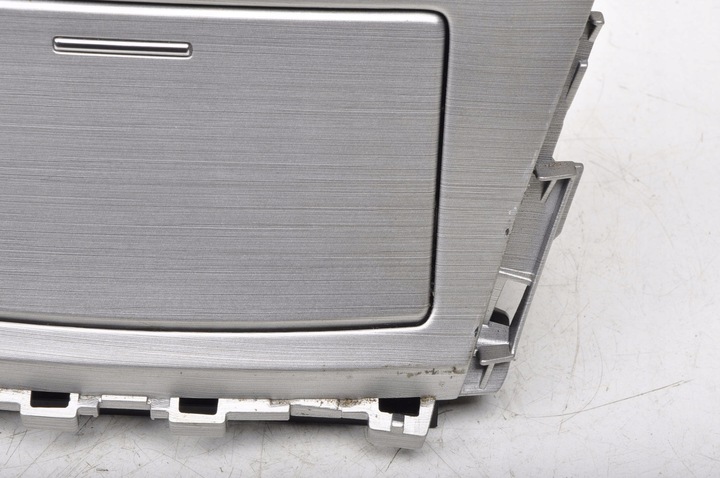 фото №8, Toyota avensis t27 бардачок пепельница 58804-05180