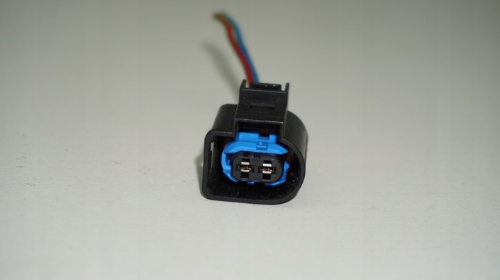 фото №11, Audi voklswagen штекер роз'єм з'єднувач 4d0971992a