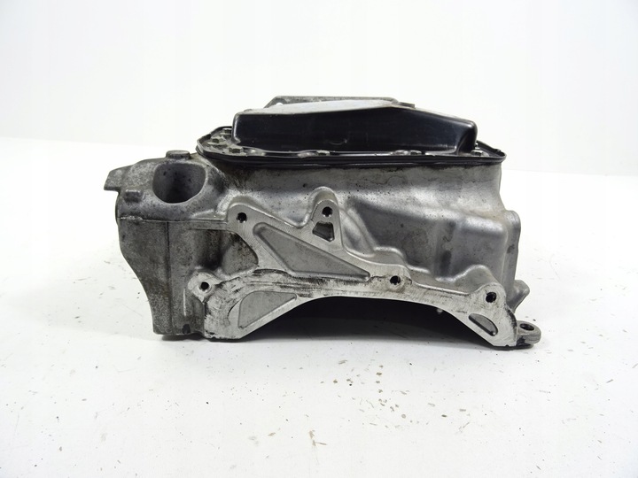 фото №8, Nissan поддон масляная крышка 110179801r 111112393r 1.6 dci