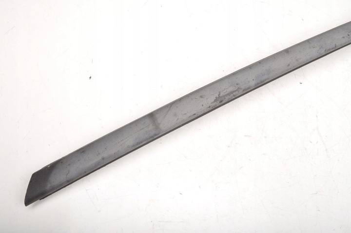 фото №2, Volvo xc70 ii планка скла передній лобовий 30753553 права