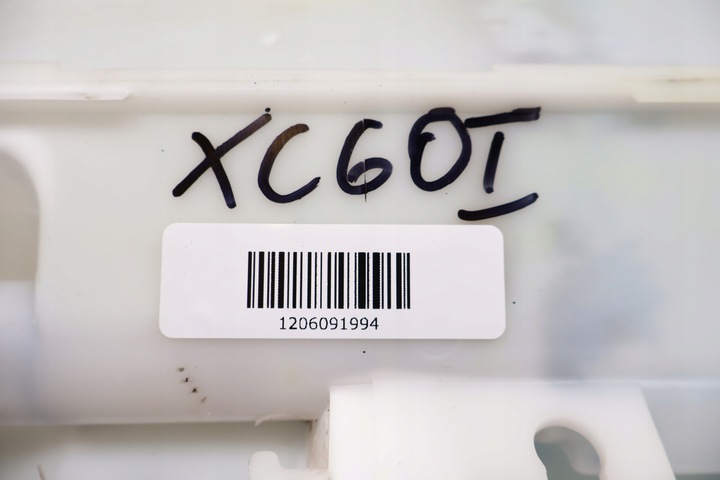 фото №8, Volvo xc60 i рестайлінг бачок склоомивача 30753424, 30753425