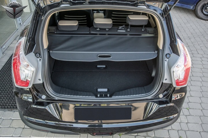 фото №6, Ssang yong tivoli 2015+ чёрная ролета багажника