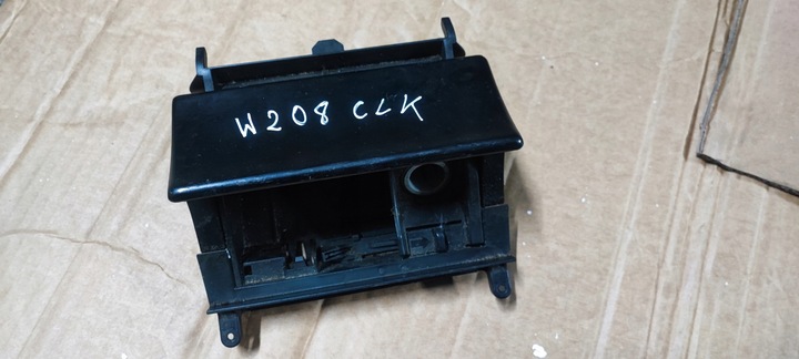 фото №1, Попільничка mercedes w208 clk