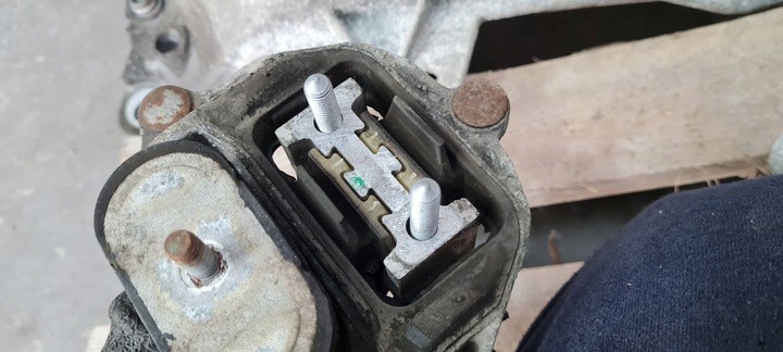 фото №15, A6 c7 4g рестайлінг кріплення тримач лапи коробки коробки передач 2.0 tdi 4g0399115aj