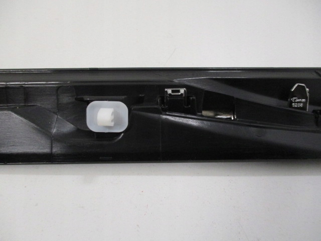 фото №9, Peugeot 3008 ii планка крила права нова 98142289dx