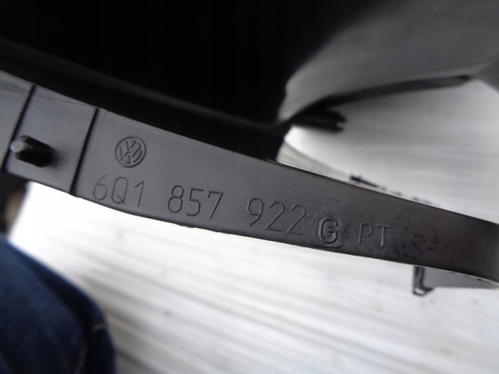 фото №6, Защита под приборная панель vw polo iv 6q1857922g ,601857921h