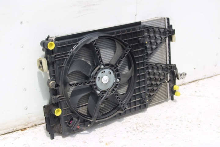 фото №6, Audi a1 vw polo радіатор 6r0820411g 6r0145805h 6r0121253a 6r0820411m 6r082