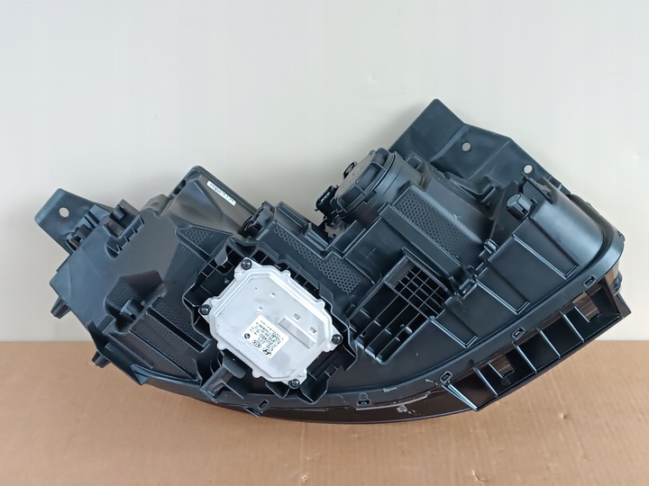 фото №15, Hyundai ioniq 5 рестайлінг 2024-2025 лампа ліва передня біла штекер n13l