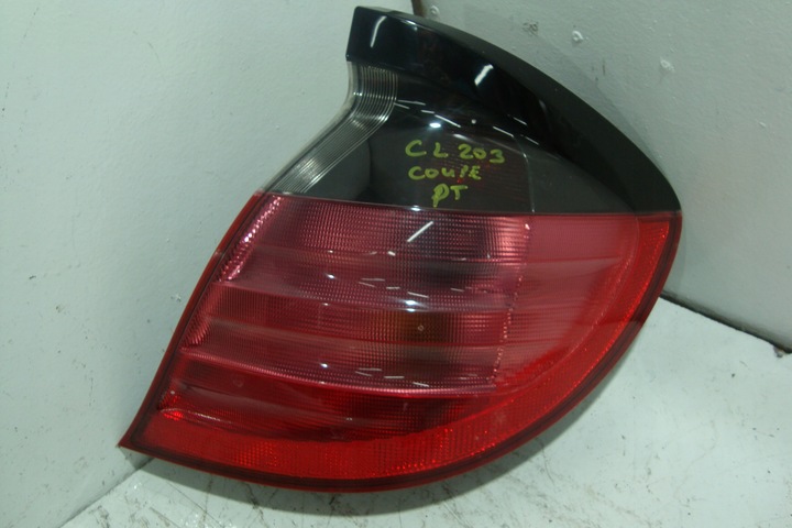 фото №1, Лампа правые зад mercedes w203 cope clc 203 c-klasa европа