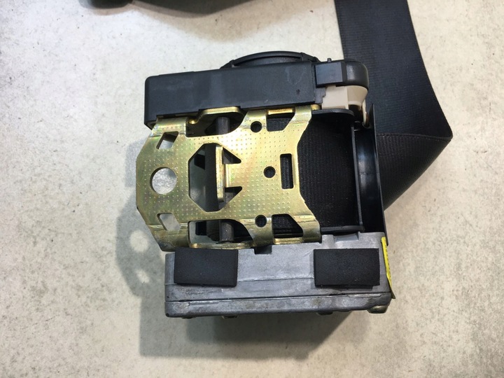 фото №3, Pas безопасности левый зад audi a6 c5 4b9857805