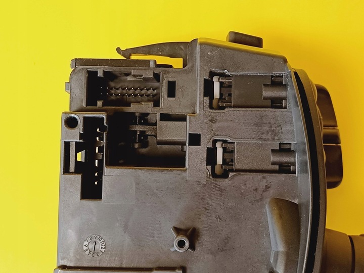 фото №9, Кермовий/підкермовий перемикач двірник renault clio iii 88103003 nr167