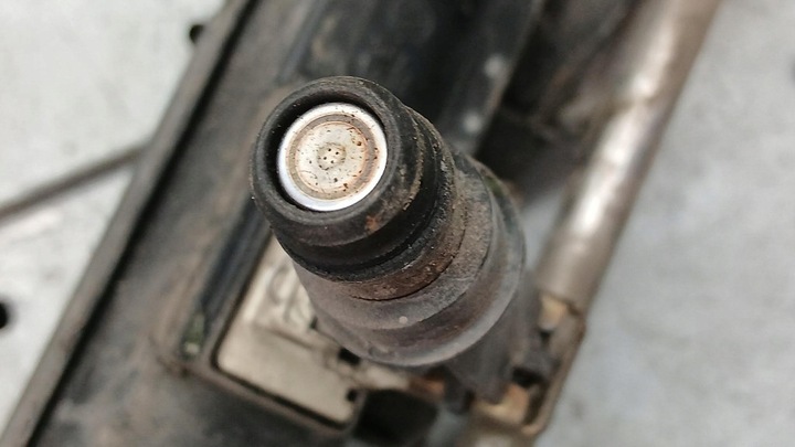 фото №7, Планка впрыскивающий opel vectra c 1.6b 02r 09133177b