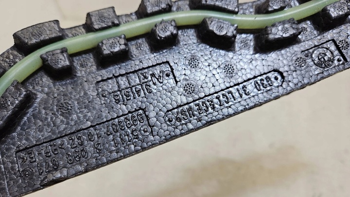 фото №12, Піна абсорбер бампера перед датчик пішоходів bmw 5 g30 g31 рестайлінг 8098671