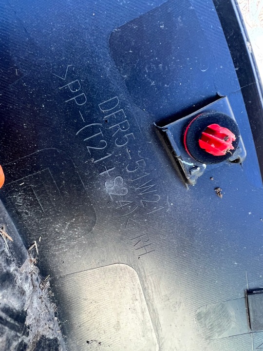 фото №9, Планка накладка крыльев правый перед mazda cx30