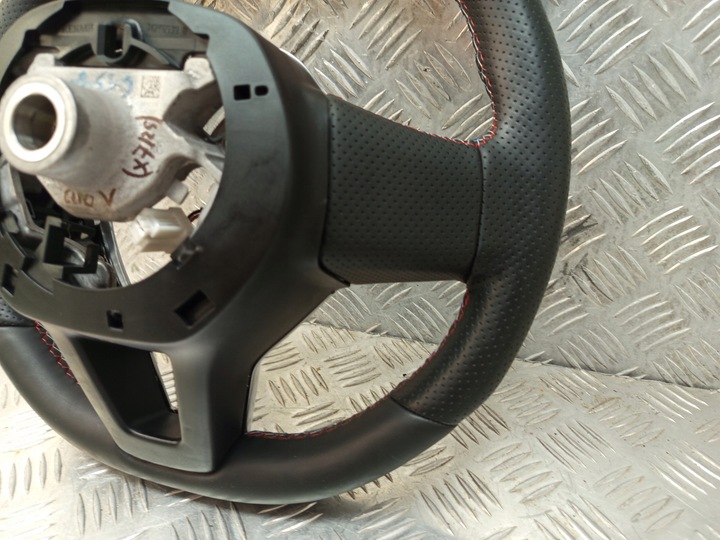 фото №15, Renault clio v руль мультифункция кожа 484001588r