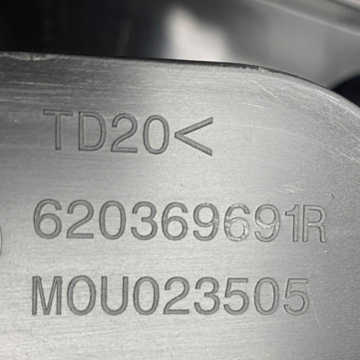 фото №14, Решётка решётка радиатора nissan nv300 рестайлинг 24- 623102355r