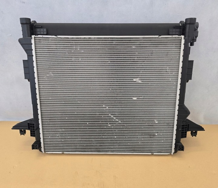 фото №1, Радіаторів з жалюзі volksawagen id.3 19- id.4 2- id.5 21- 1ea121251b
