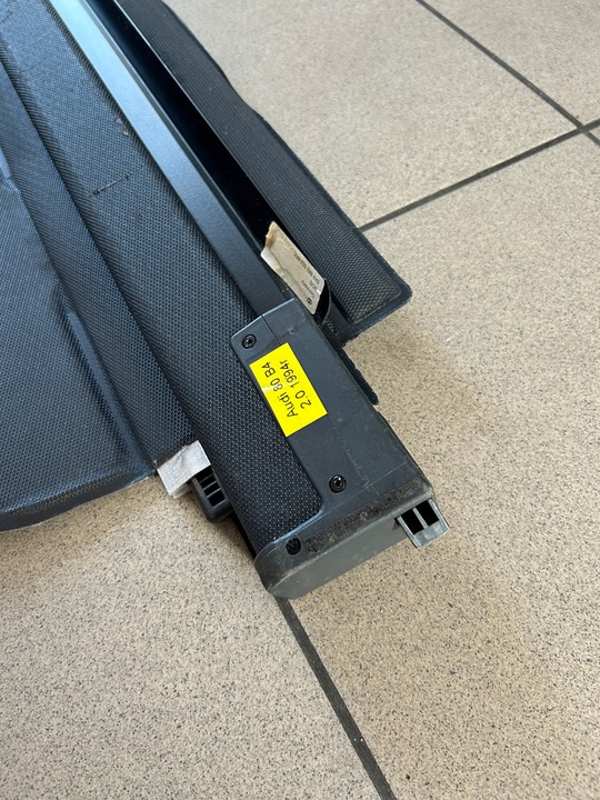 фото №8, Ролета багажника audi 80 b4 2.0 1994r 8a98635538rz