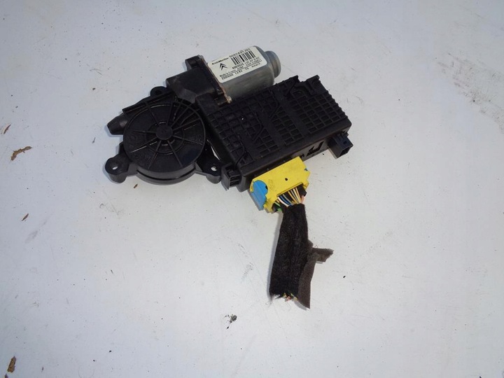 фото №1, Двигунчик скла права 9682495780 citroen c4 picasso