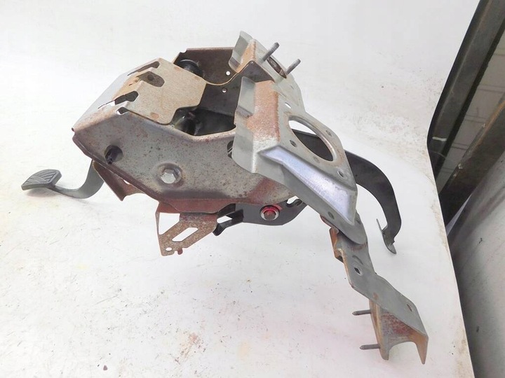 фото №8, Suzuki sx4 1.6 16v 2011r педали тормоза сцепления