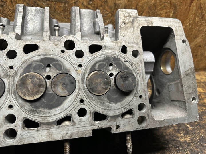 фото №10, Головка комплектна вал 2.5 tdi axd bnz r 070103373c герметична перевірена