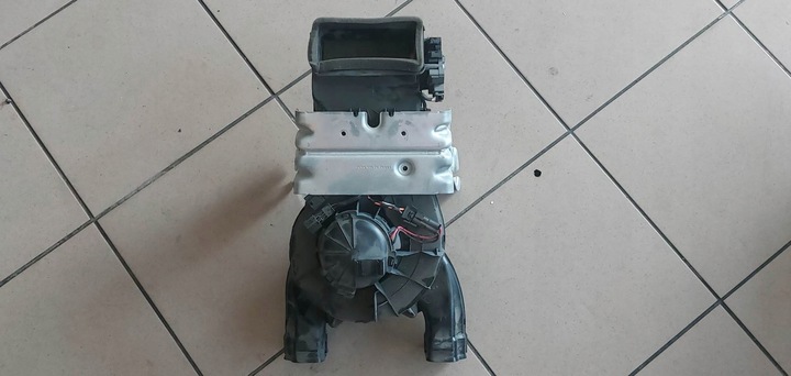 фото №1, Отопитель интерьера зад mercedes gle w166