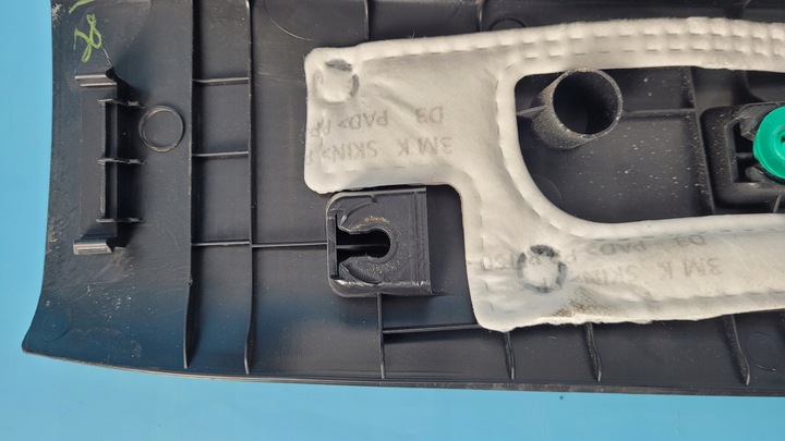 фото №11, Hyundai tucson iv 22r защита накладка порога ремня заднего 85770-n7000