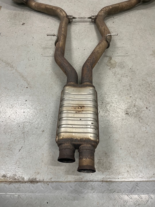 фото №7, Mercedes w218 cls218 cls 218 63amg amg выхлоп глушитель глушители a2184900101