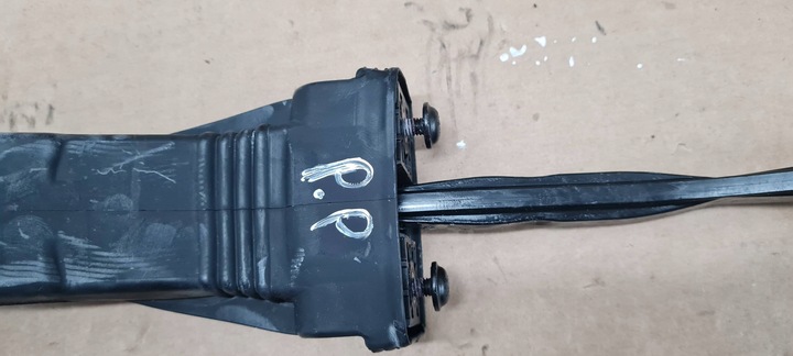 фото №10, Sq5 80a q5 обмежувач двері лівий правий перед 80a837249