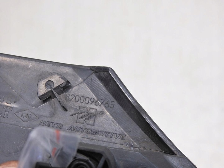 фото №6, Кутник капота праві renault espace iv 8200096765