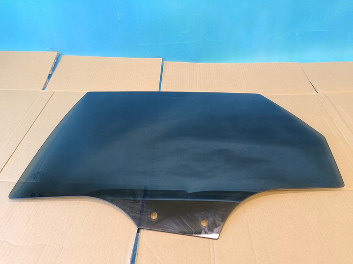 фото №1, Audi a4 b9 avant 2.0 tfsi 150kw скло двері лівий зад з 2023r 8w9845205d as3