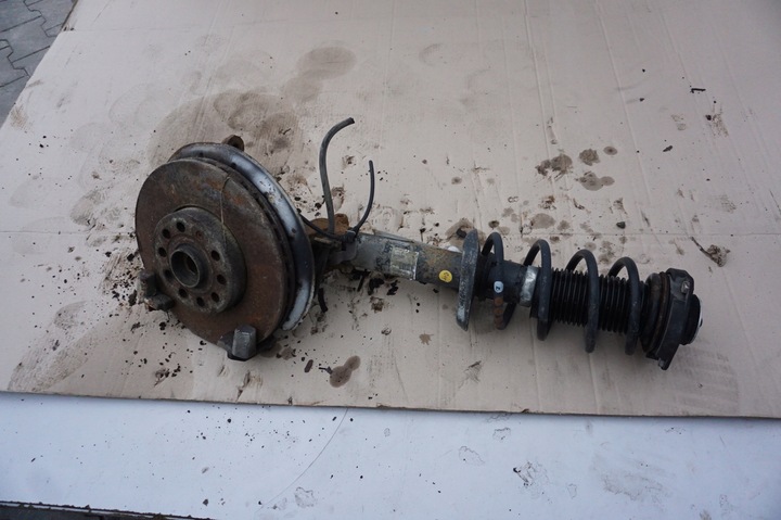 фото №1, Mcperson правые перед volkswagen touran i 1.6 fsi