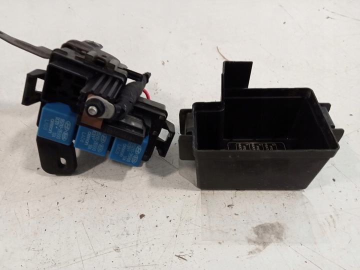 фото №1, Soul 14-16r 1.6 crdi коробка предохранителей