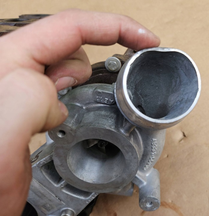 фото №10, Турбонагнетатель nissan x-trail t32 qashqai j11 renault scenic iv 4 14410547r
