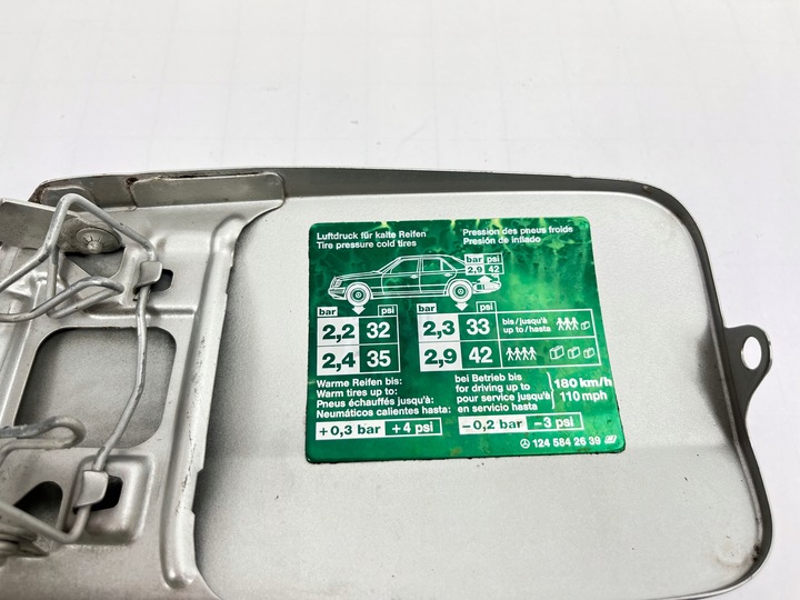 фото №8, Кришка заливання пального mercedes w124 sedan