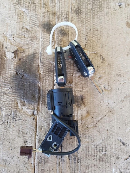 фото №1, Ключ замок запалювання citroen c4 cactus