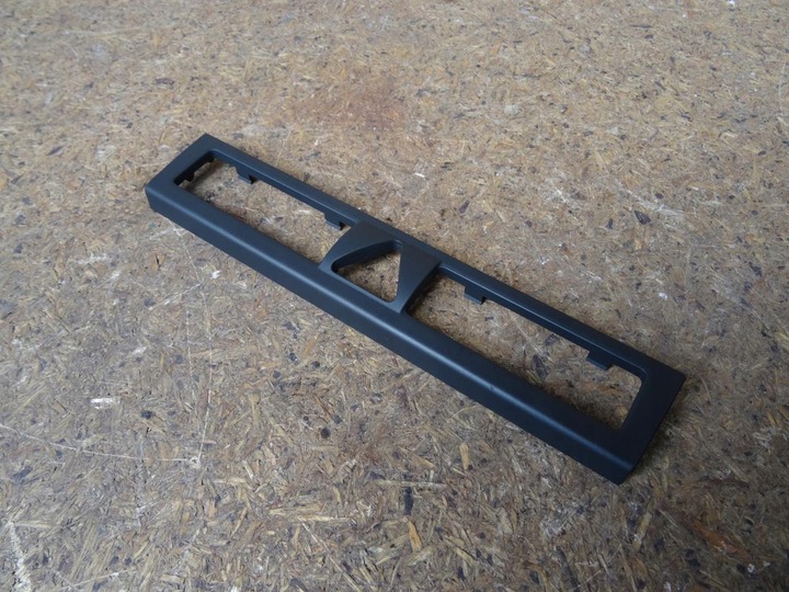 фото №12, Audi a3 8p 03-08 рамка панель консоли средней 2din 8p0863321c