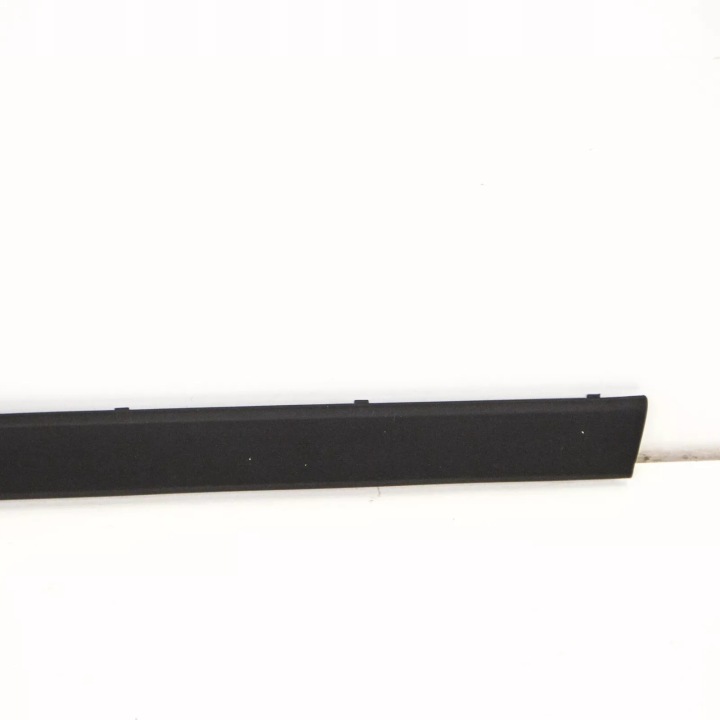 фото №10, Bmw 5 e34 середня молдинг бампера заднього 51128148819 8148819 1997 oem