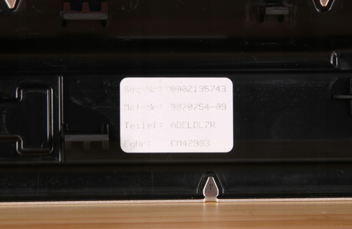 фото №9, Bmw 7 g70 м-пакет планка накладка порогова праві перед підсвічувана 9870754