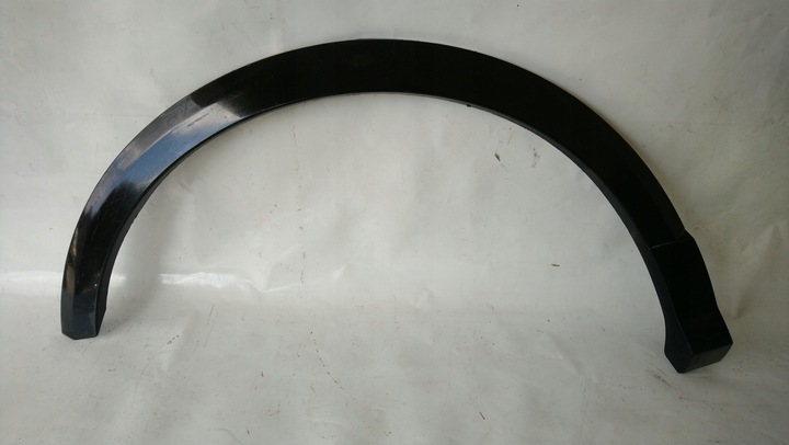 фото №1, Планка крыльев правый зад audi q2 81a853818a