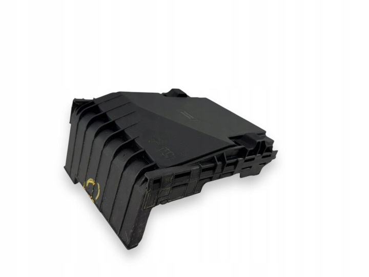 фото №1, Audi a3 s3 8p 2007 крышка коробка предохранителей