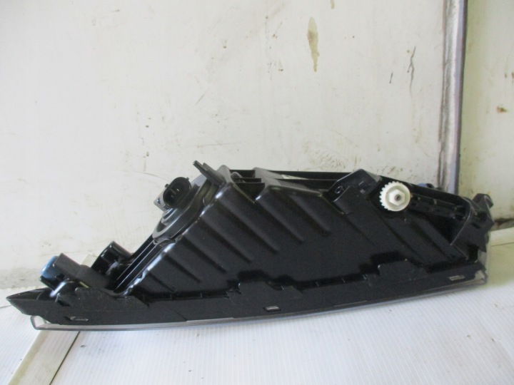 фото №6, Галоген левое skoda superb 3 iii 3v0 941699