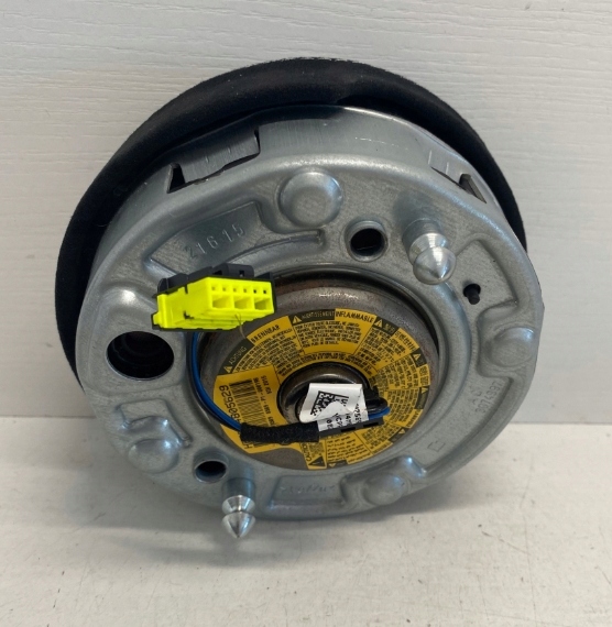 фото №11, Bmw m2 m3 m4 f80 f82 f87 руль m performance замша подушка водителя