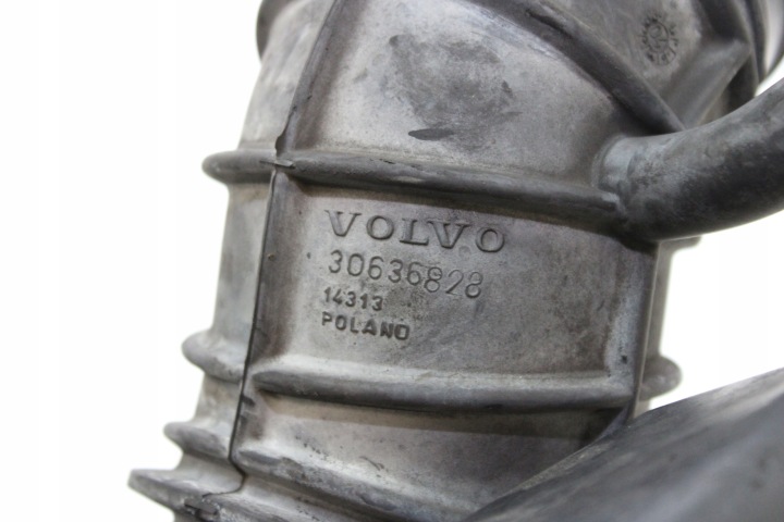 фото №6, Volvo v70 ii 2.4 труба шланг трубка  повітропровід повітря 30636828