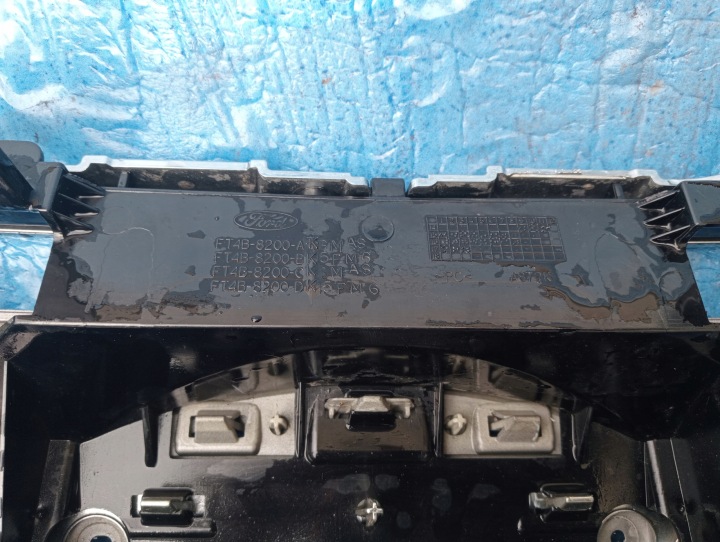 фото №7, Ford oem номер ft4b-8200-ak решітка радіатора