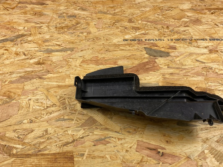 фото №11, Впуск кермо повітря перед ліва toyota auris ii рестайлінг 16595-0y020 2015-